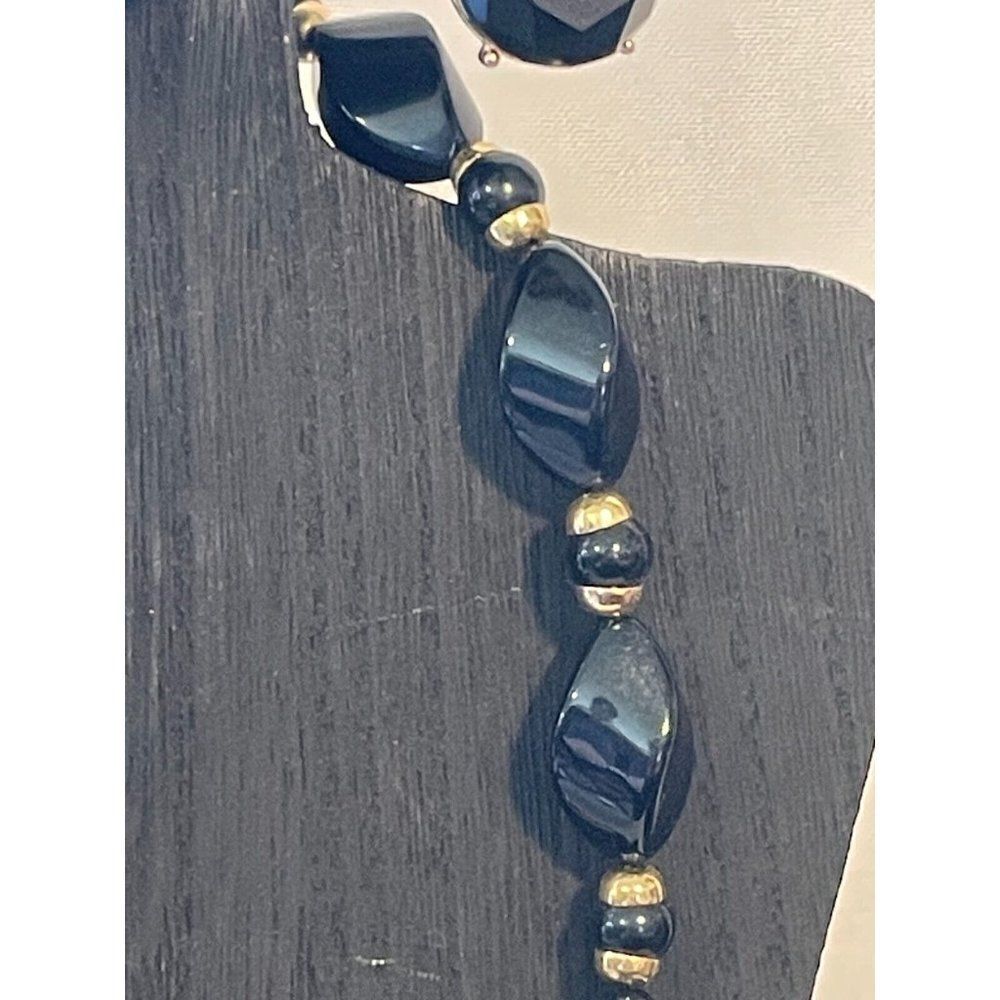 Beaded Necklace and earrings set Black goldtone - Picture 3 of 4